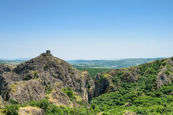 1 day hiking in Birtvisi Canyon from Tbilisi - Partskhisi and the road-walk rhythm