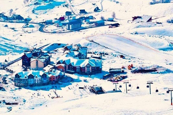 Ananuri, Gudauri ski resort, private tour - Gudauri skiing: 5 hours, 8 runs, and lifts to 3,307 m