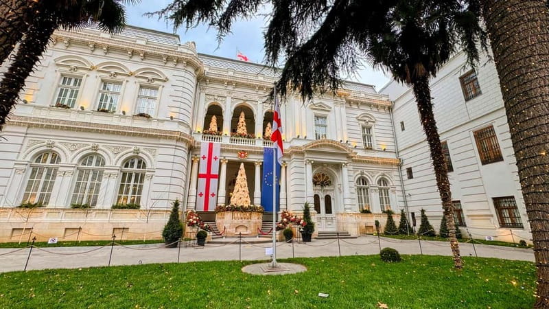 Beyond the Old City: Tbilisi's Hidden Gems Walking Tour - Freedom Square to Orbeliani Plaza, setting the stage the quick way