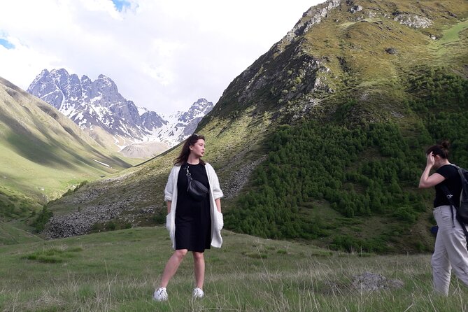 Caucasus mountains full day Private Tour Ananuri-Gudauri-Kazbegi - Price and value for up to 6 people