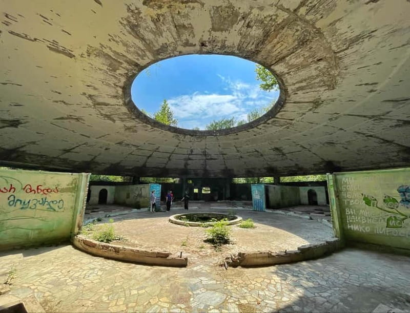 Day tour from Tbilisi to Kutaisi and Tskaltubo - Mon Plasir, White Bridge, and the park of love in one loop