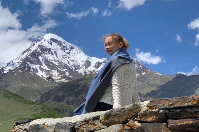 Day tour to mountains Jinvali lake, Ananuri, Kazbegi, Arch friendship - Quick take: the highlights that matter most