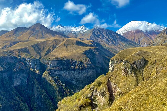 Day Trip to Kazbegi and Gudauri - Pasanauri lunch stop: eat the mountain food while you can