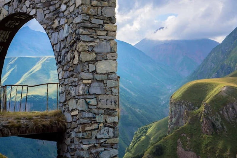 Day Trip To Kazbegi, Gudauri, Ananuri (From Tbilisi) - Friendship Arch viewpoint: Soviet-era canyon photos without the stress