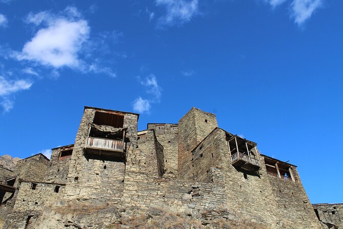 day trip to Shatili, Khevsureti, Mutso, Ananuri. - Lebaiskari Tower near Biso: a quick medieval check-in