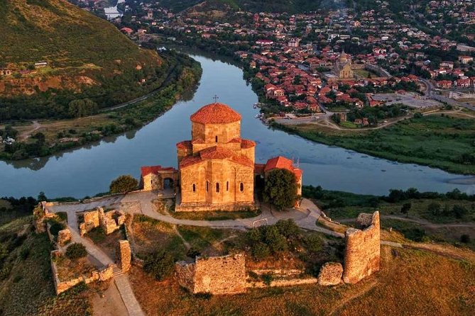 Four Historical Places: Mtskheta-Gori-Uplistsikhe-Jvari Monastery- Private Tour - Why this half-day-plus circuit works from Tbilisi