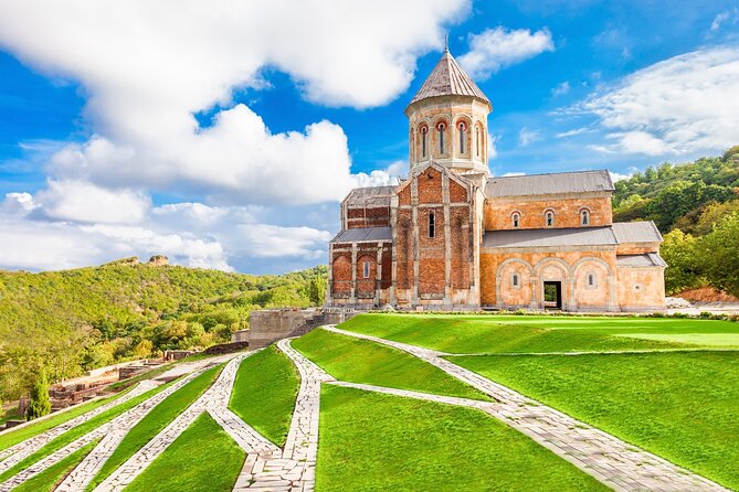 From Tbilisi: 4-day Tour in Georgia with Airport Transfers - A Georgia “greatest hits” route that stays easy on your schedule