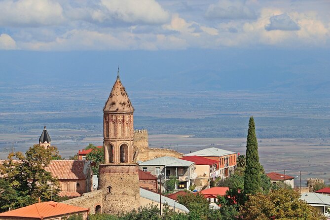 From Tbilisi: 4-day Tour in Georgia with Airport Transfers - Day 3: Kakheti wine, family bread, Bodbe Monastery, then Sighnaghi’s wall
