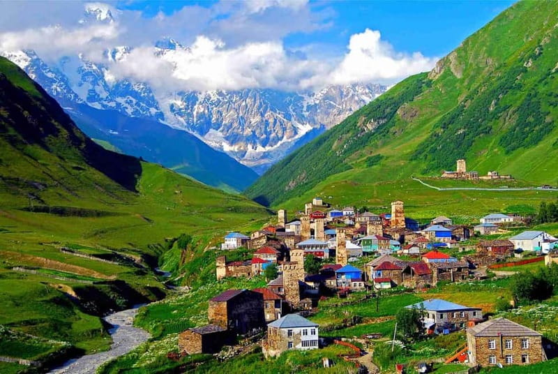 From Tbilisi: 4-Day Tour to Svaneti / Mestia - Ushguli - Day 2: Chalaadi Glacier hike, about 12 km of guided mountain walking