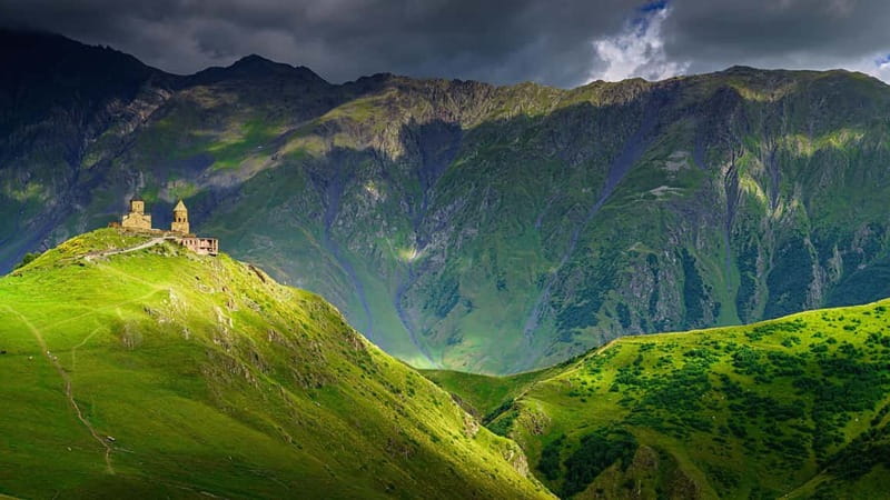 From Tbilisi: Ananuri Fortress and Kazbegi Day Trip - Zhinvali Reservoir Stop for Emerald Views and Quick Stretch Time
