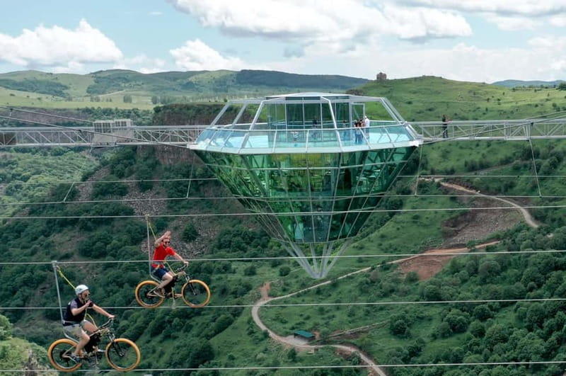 From Tbilisi: Diamond Bridge and Dashbashi Canyon Day Trip - Kass Land lunch stop and the honey you should not skip