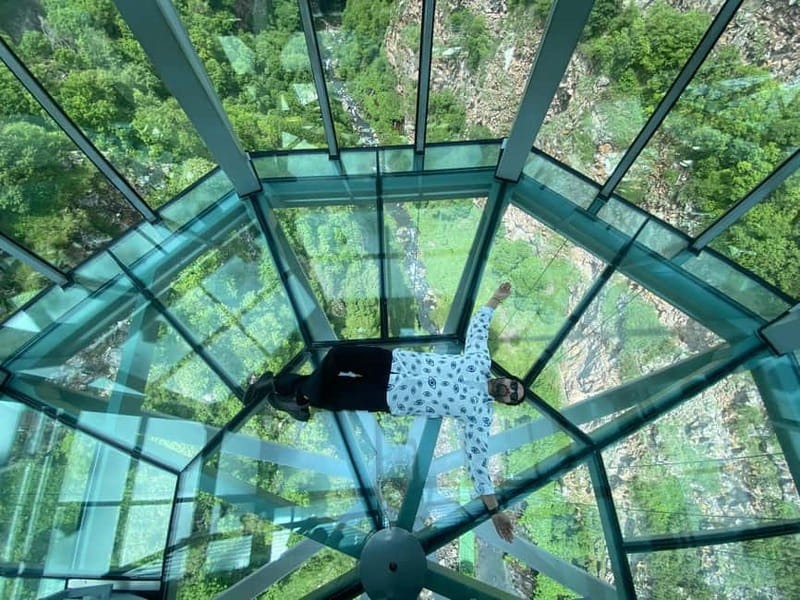 From Tbilisi: Diamond Bridge and Dashbashi Canyon Day Trip - Dashbashi Canyon: hiking time, waterfall option, and shoe choice