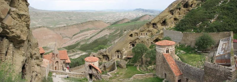 From Tbilisi: Gareji, Rainbow Mountains, Bodbe & Sighnaghi - David Gareji Lavra and the Rainbow Mountains: Cave Monasteries on Foot
