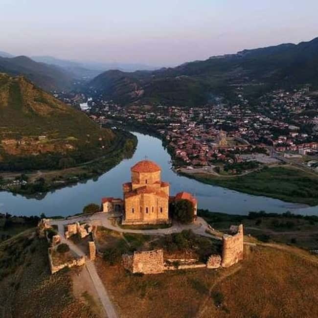 From Tbilisi: Half day tour, Mtskheta, Jvari & Samtavro - Jvari Monastery: a hilltop viewpoint with conversion-era symbolism