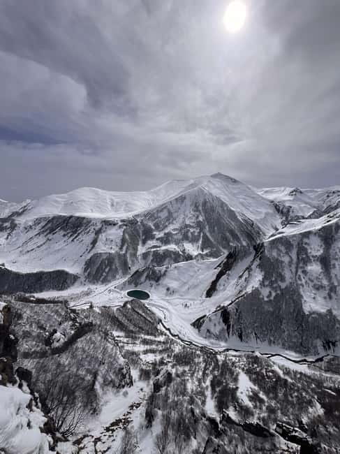 From Tbilisi: Kazbegi Day Trip with Ananuri & Gudauri - Meeting Point, Start Time, and Why 08:45 Really Matters