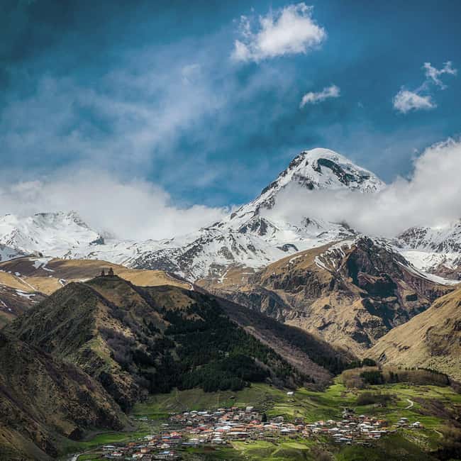 From Tbilisi: Kazbegi, Gudauri & Gergeti Group Day Tour - Europe Square To Zhinvali Reservoir: The Drive Sets The Tone