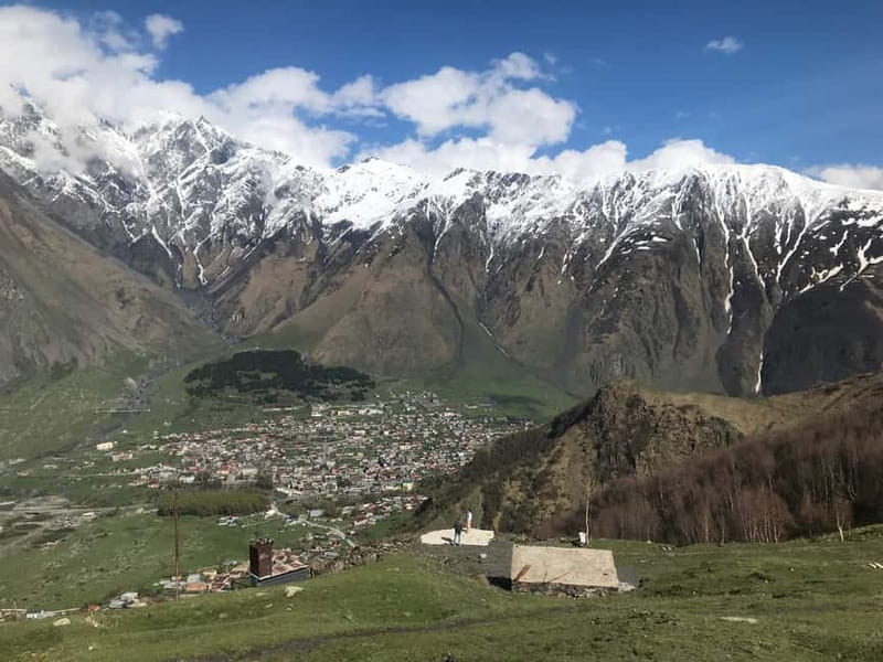 From Tbilisi: Kazbegi Tour - Zhinvali - Ananuri - Gudauri - Key highlights to look forward to