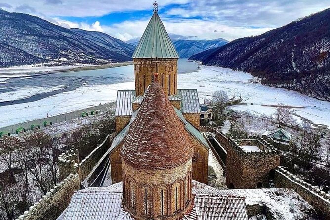 From Tbilisi to Gudauri Ski Resort, Zhinvali, Ananuri Day Trip - The Guide Experience: Personal, Organized, and Clear (Giorgi)