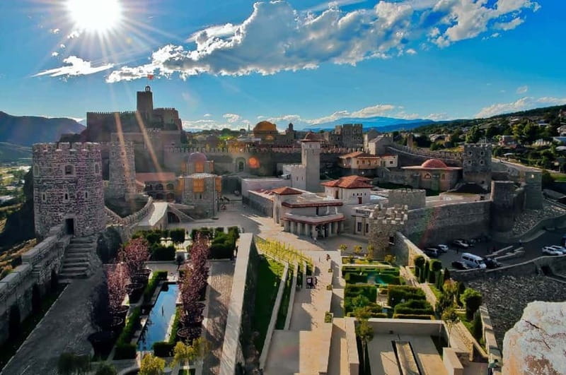 From Tbilisi: Vardzia Cave Tour with Guide - The cave highlights you’ll want to prioritize