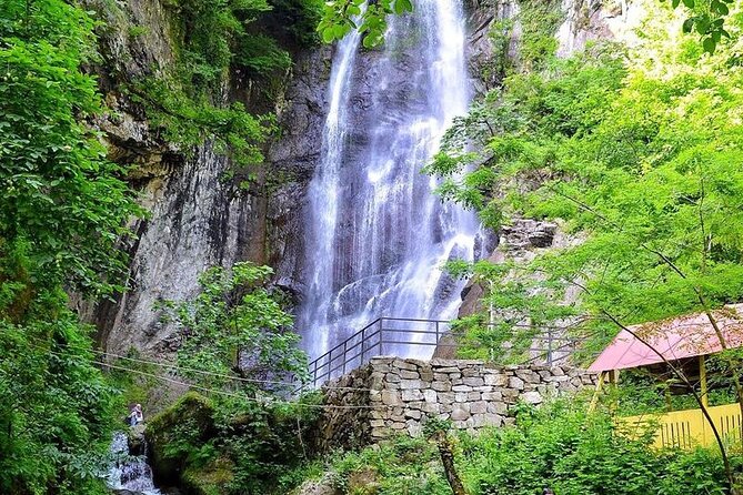 Full Day Tour from Batumi to Waterfalls - Mirveti Waterfall (მირვეთის ჩანჩქერი): Boat Time and a Proper Break