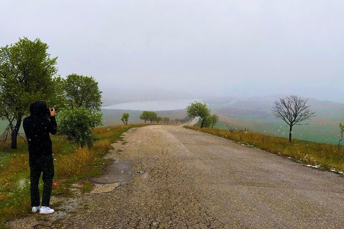 Gareja Sunrise Hike Tour from Tbilisi and Rainbow Hills Trail - Oasis Club breakfast, plus a real taste of Udabno