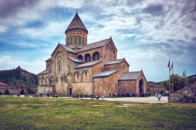 Group Day Tour of Mtskheta,Jvari,Samtavro - Stop 4, Mtskheta town time: a quick feel for an ancient capital