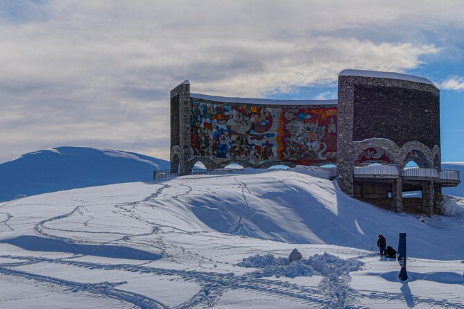 Gudauri Adventures - One Day Private Tour to Gudauri Ski Resort - Arriving in Gudauri: the snowy part of the day