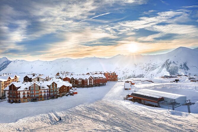 Gudauri Ski Resort Private Day Tour from Tbilisi Snow Adventure - Ananuri Castle Ensemble: Easy Free Entry With Real Wow Potential
