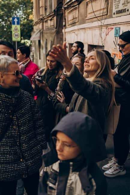 Historical walking tour of Tbilisi - Patriarchate and Anchiskhati area walking, with just enough time to absorb it
