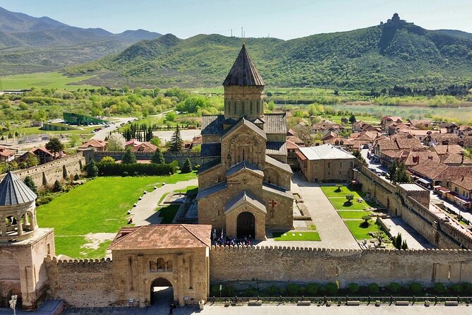 Jvari monastery & Mtskheta - Half day group tour from Tbilisi - Svetitskhoveli Cathedral: 11th-century faith center that survived setbacks