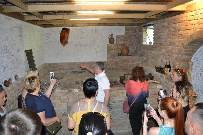 Kakheti: Bodbe, Sighnaghi, Telavi Wine Tour from Tbilisi - Sighnaghi Museum and town time: Museum briefly, walls longer
