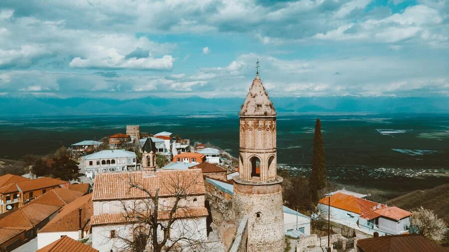 Kakheti, City of Love Sighnaghi Bodbe Monastery Tour - Sighnaghi Wall and the Great Wall of Georgia: what you get in your photo time