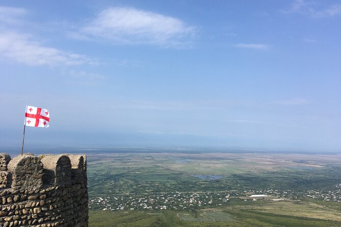 Kakheti-Sighnaghi Day Trip with wine tasting and Bodbe Monastery - Bodbe Monastery of St. Nino: the 800m descent and the spring ritual