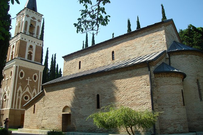 Kakheti: Signagi, Bodbe Monastery, Telavi, Wine Tour. Private tour - Signagi: Walking the City of Love and Learning Khinkali at Lunch