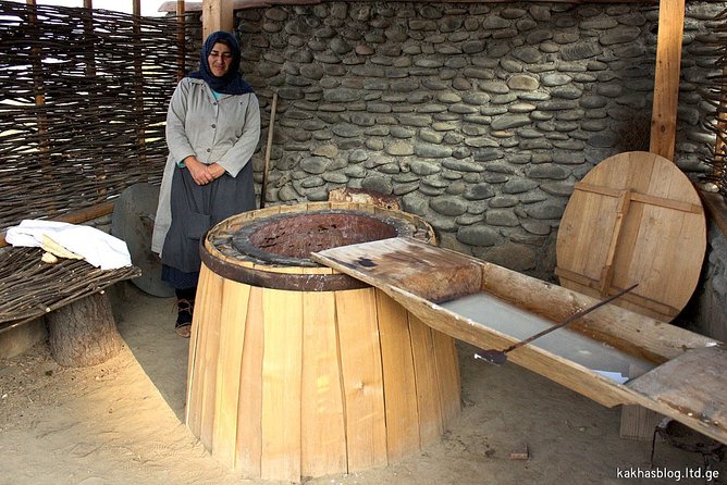 Kakheti: Signagi, Bodbe Monastery, Telavi, Wine Tour. Private tour - Badiauri Stop for Shoti Bread and Traditional Cheese