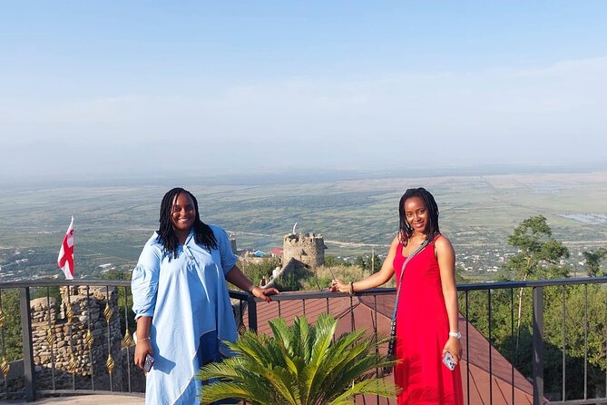 Kakheti Wine Region: Signagi and Bodbe Tour with 10 Wine Tastings - Meeting Point, Start Time, and How the Day Stays on Schedule