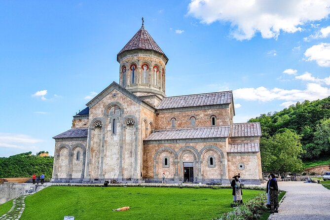Kakheti Wine Tour for beginners - 3 wineries - Sagarejo family winery: traditional wines in a low-key setting