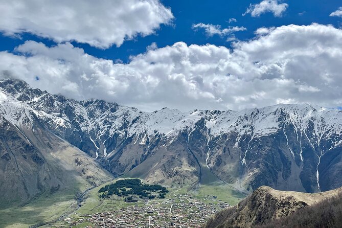 Kazbegi-Ananuri-Gudauri: Epic Views & History (Group) - Meeting in Tbilisi, group size, and the private transport advantage