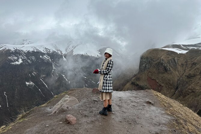 Kazbegi-Ananuri-Gudauri: Epic Views & History (Group) - The Friendship Monument above Gudauri: a short stop with big cultural context