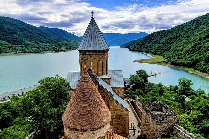 Kazbegi full day private tour + LUNCH - Price and what you actually get for $110 per person