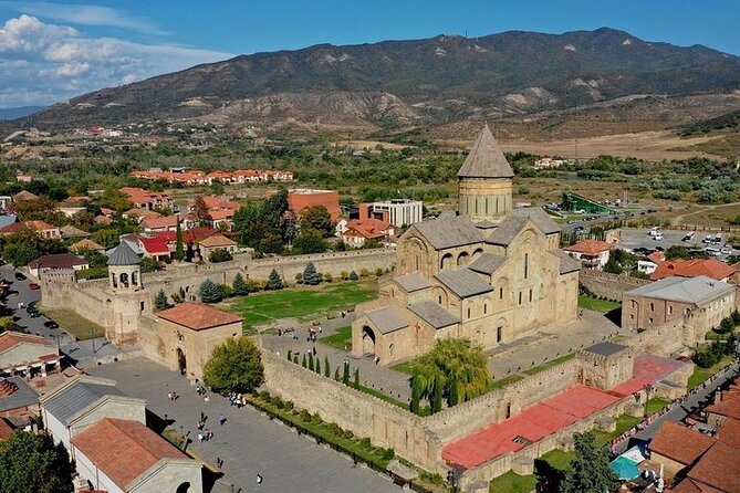 Kazbegi, Gudauri, Mtskheta & Ananuri Full Day Private Tour From Tbilisi - Morning in Mtskheta: Svetitskhoveli Cathedral, the Living Pillar