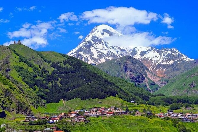 Kazbegi (stepantsminda) and Gudauri private tour - Stop 2: Ananuri Fortified Castle Ensemble and Its Tower Views
