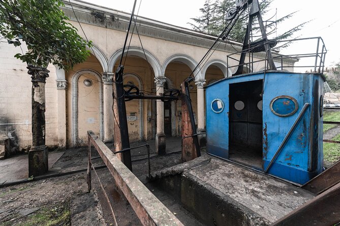 Kutaisi:Chiatura Tour with Katskhi Pillar & Cable Car Experience - Chiatura guide time: industrial town, rail station, and theater