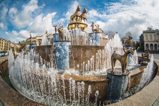 Kutaisi city tour - Kutaisi Market: use the stop for real local context