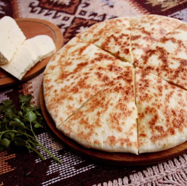 KUTAISI Family Feast: Experience Georgian Hospitality - Meeting at Tomas Wine cellar and getting settled