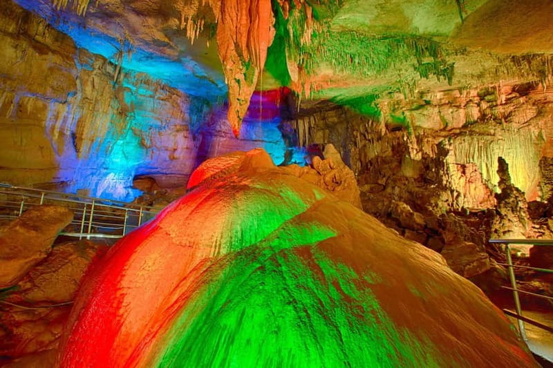 Kutaisi: Sataplia Natural Res. & Tetra Cave Wine Degustation - Sataplia Natural Reserve: river-cave geology plus dinosaur-scale fun
