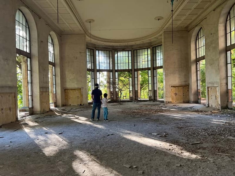 Kutaisi: Tskaltubo Abandoned Soviet-Era Spas Tour - What makes the guided part worth it