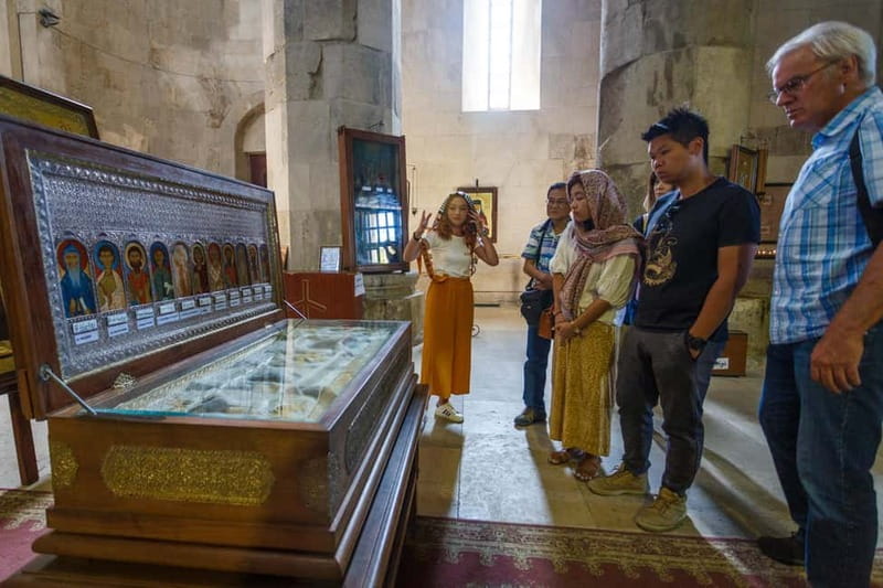 Kutaisi, Wine & Dine - group tour around the city - A full day built around Kutaisi’s biggest landmarks