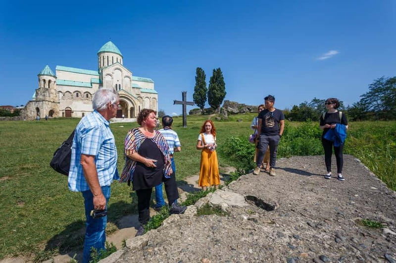 Kutaisi, Wine & Dine - group tour around the city - Motsameta Monastery: dramatic setting, quick but memorable visit