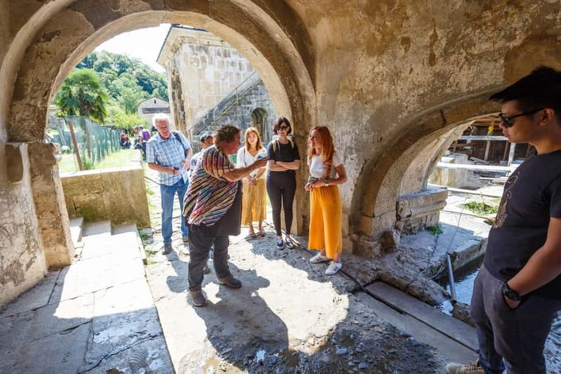 Kutaisi, Wine & Dine - group tour around the city - Walking Kutaisi center: landmarks you can actually place on a map